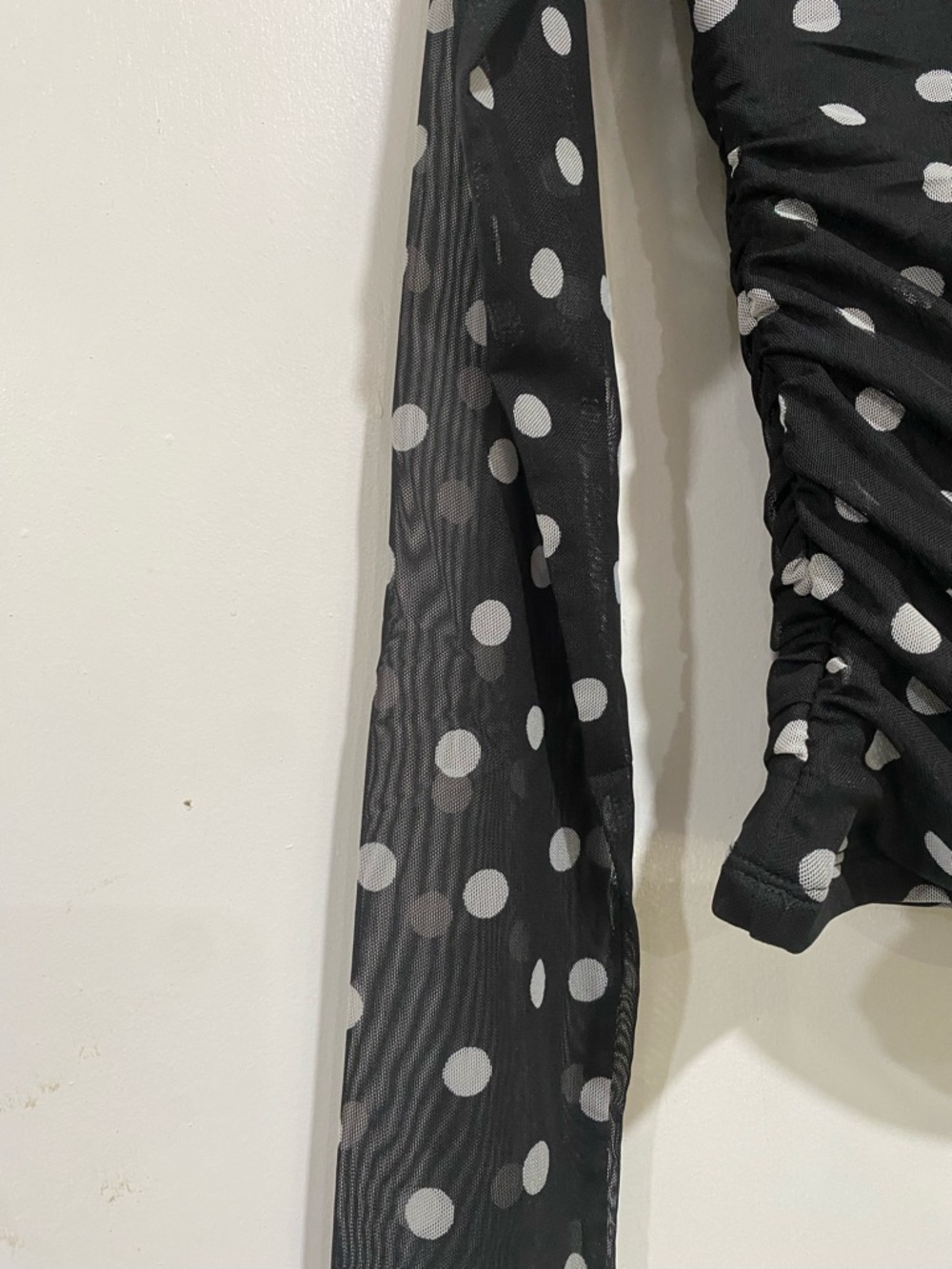 Abercrombie Fitch Blouse medium Bra Free Black Polka Dot Long-Sleeve V-Neck Top - Picture 13 of 13